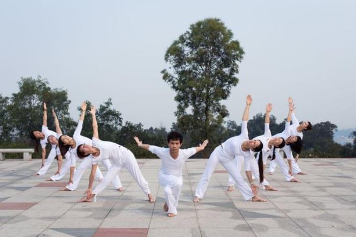 广州南沙区正规瑜伽教练培训班欧姆瑜伽联盟图