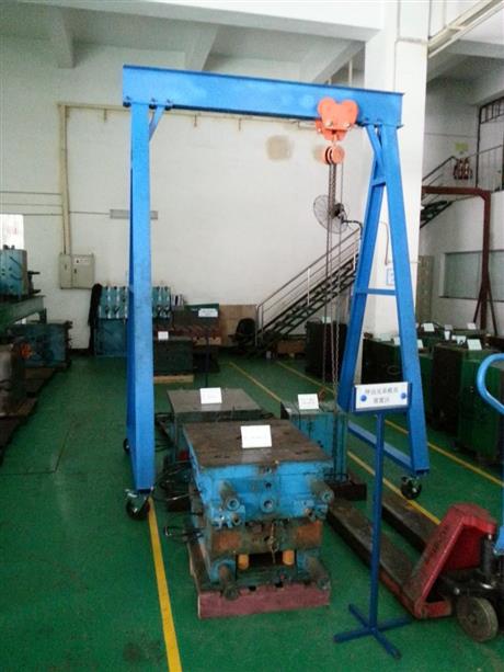 直銷 手動(dòng)龍門吊 福建模具吊架