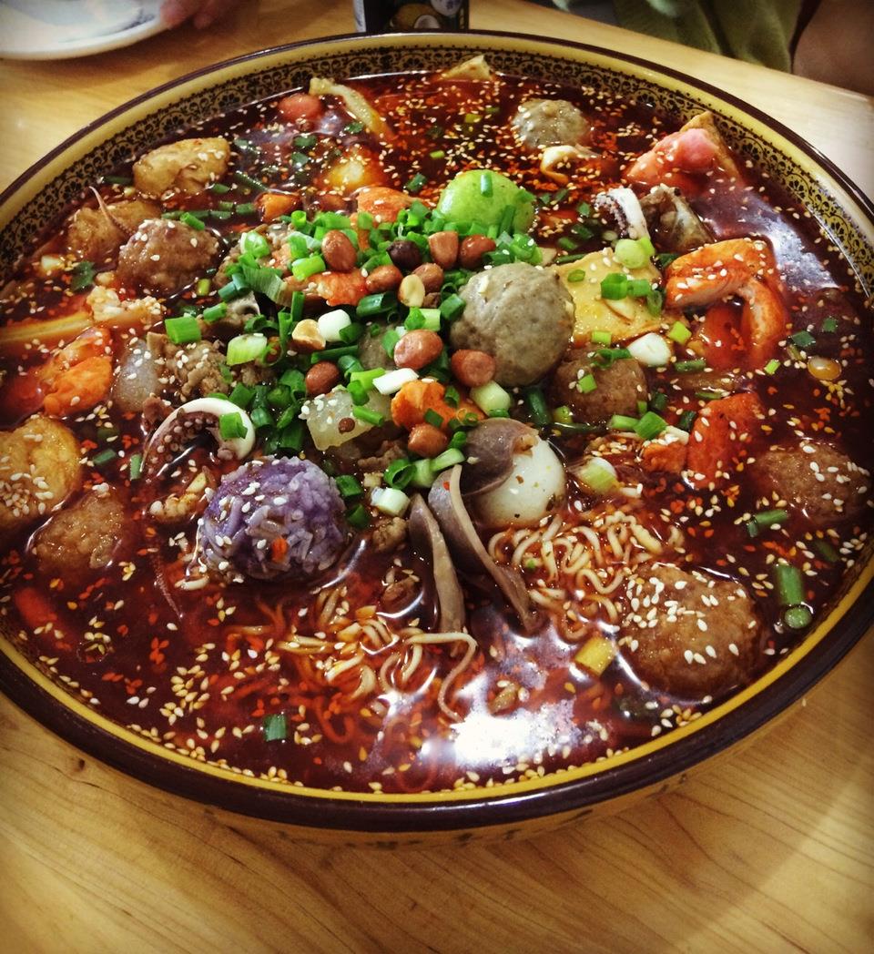 学习麻辣烫多少钱,广州厨煌美食培训学校