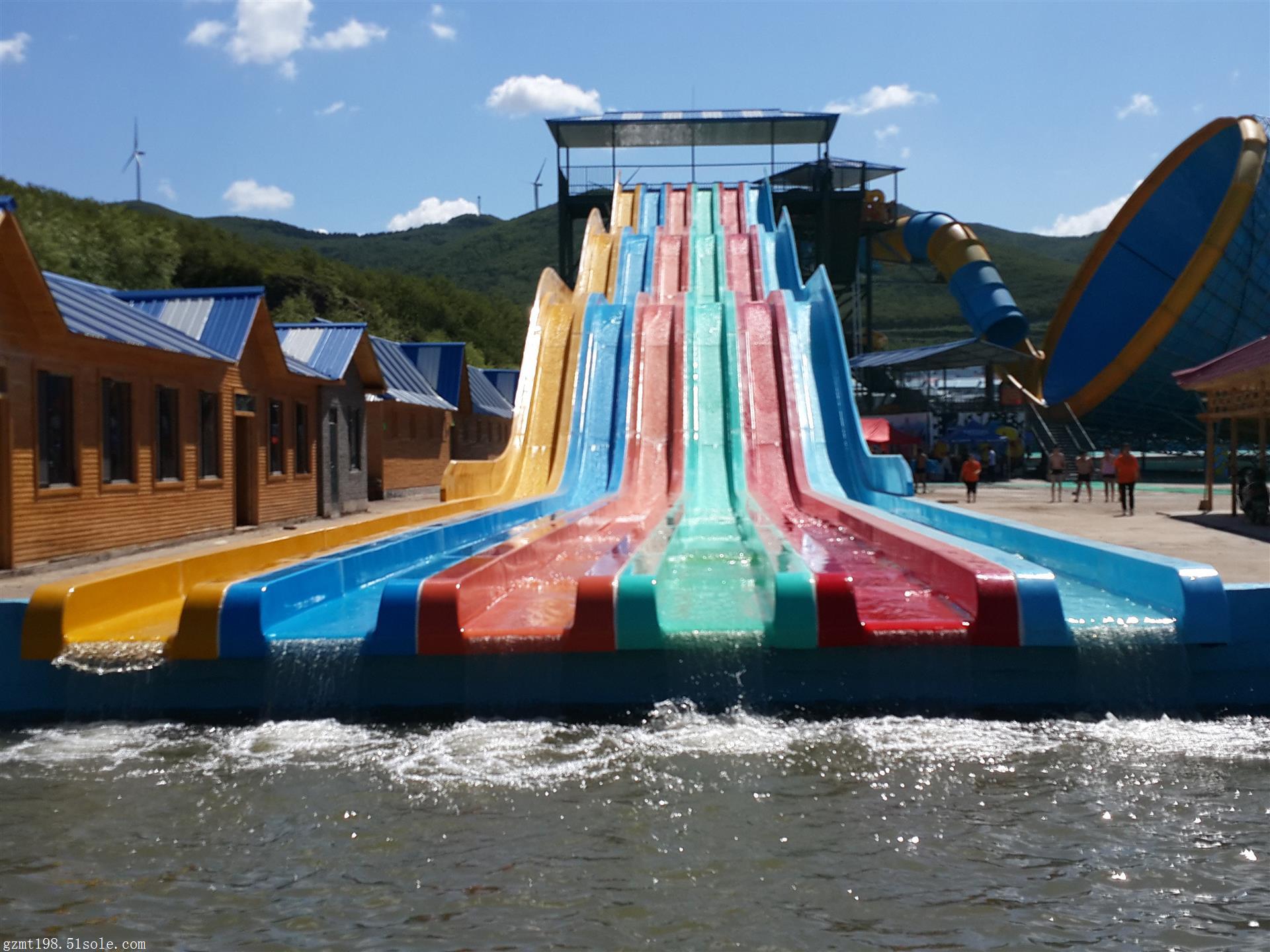 水上乐园大型滑道